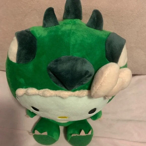 Hello kitty 12' plush doll in dinosaur costume - Picture 6 of 7